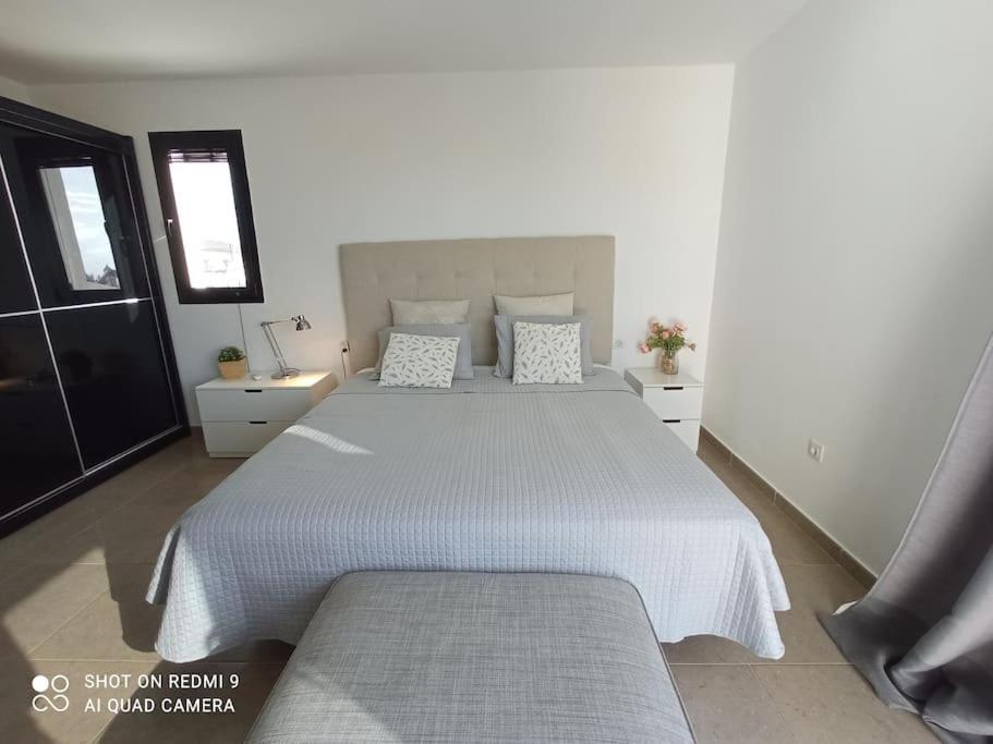 Villa Gehidy Тегисе Екстериор снимка